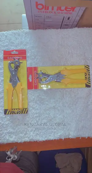 Punch Plier