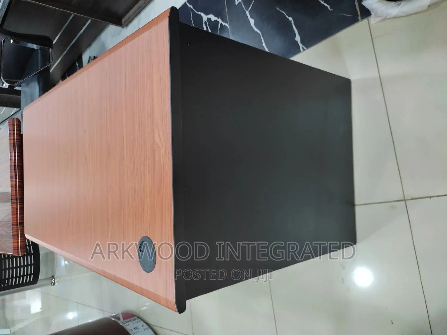Reading/Secretary Office Table 4fit