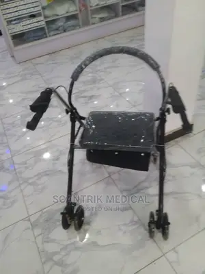 Heavy Duty Rollator Walker for Patients