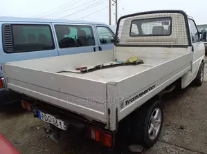 T4 Pickup, Short, Petrol ,Manual
