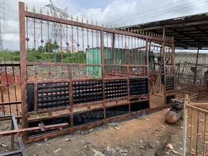 18ft X 9 Rolling Gate
