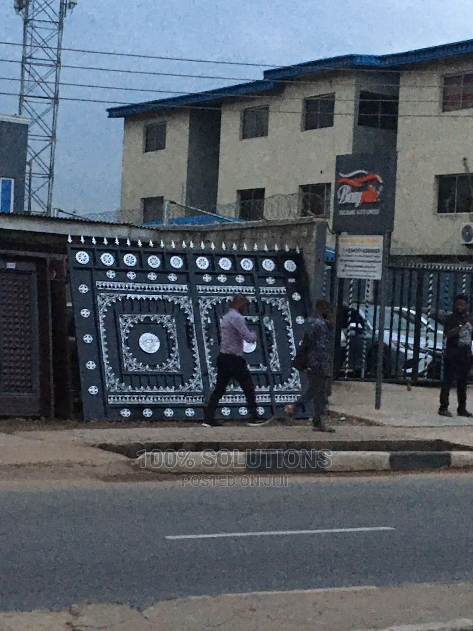 Super Design /Standard Rolling Gate for Your Homes