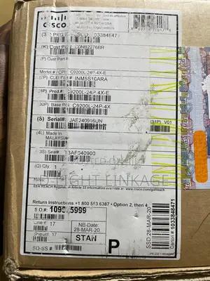 Cisco C9200l-24p-4x-E Switch