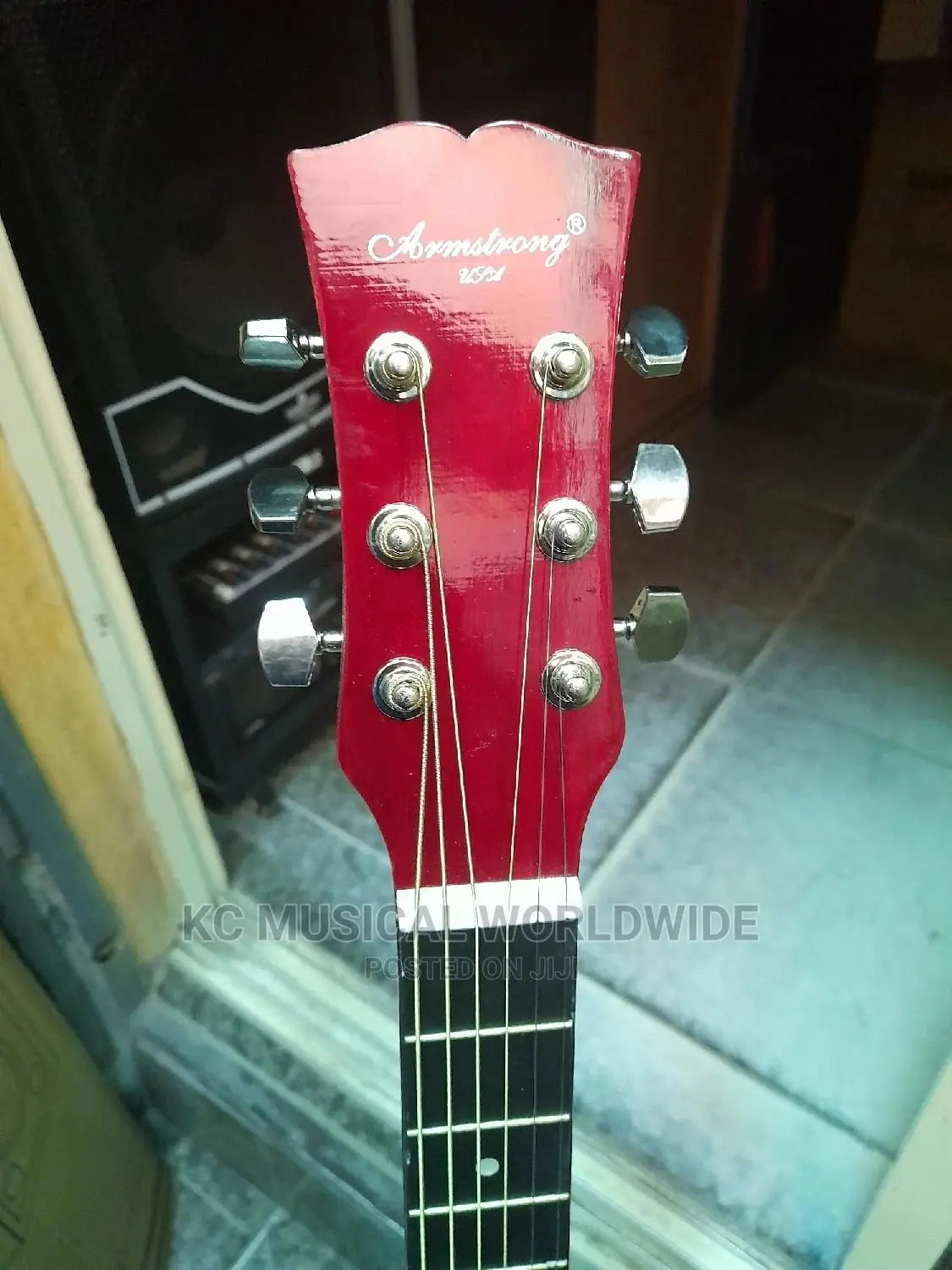 Quality Boss Guitar Size 39