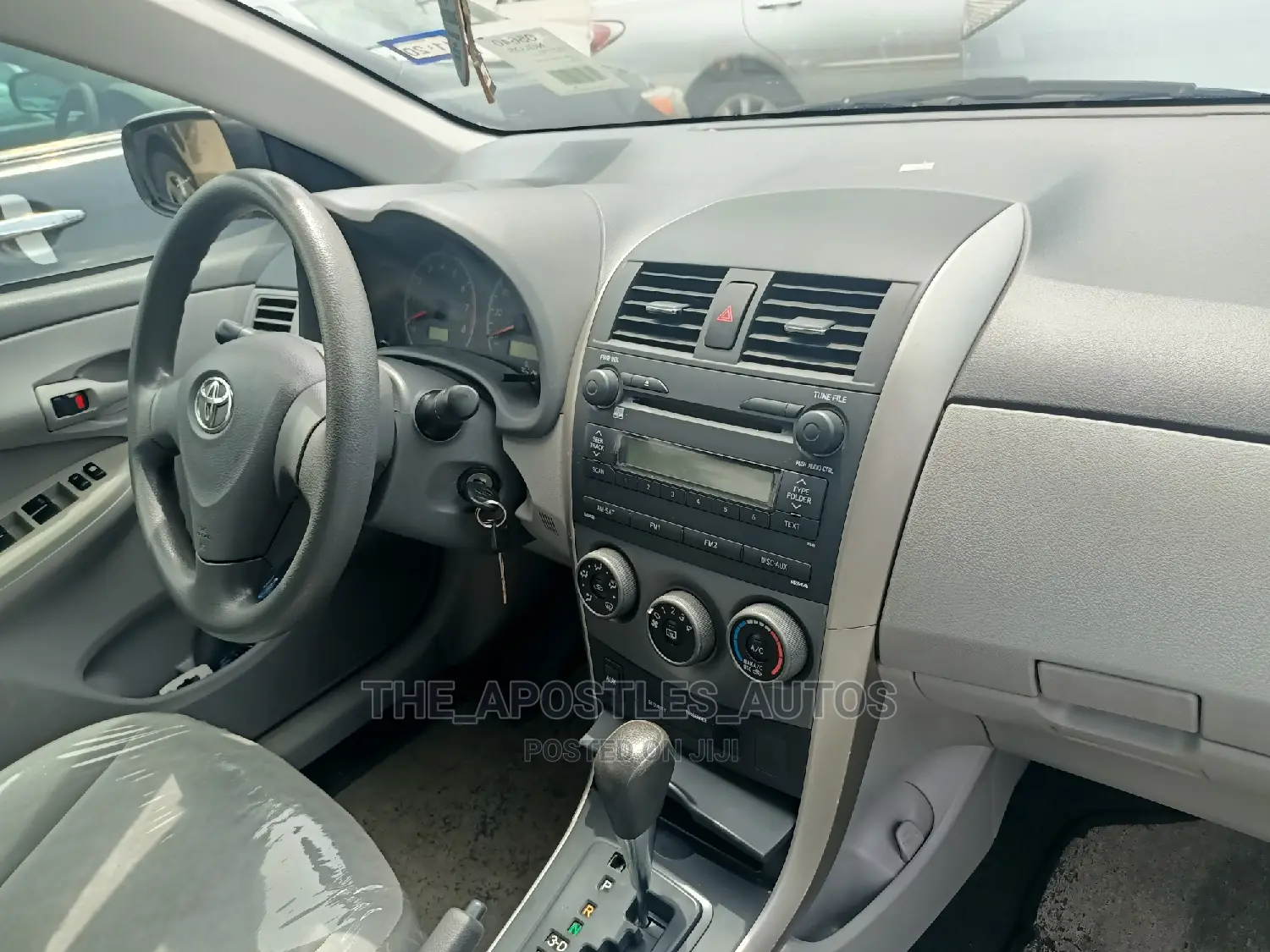 Toyota Corolla 2010 Silver
