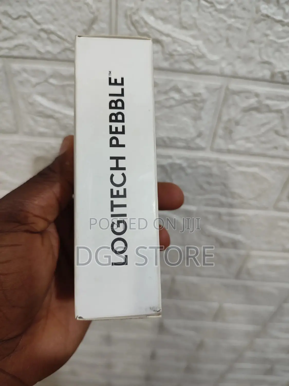 Logitech Pebble Silm Wireless Mouse