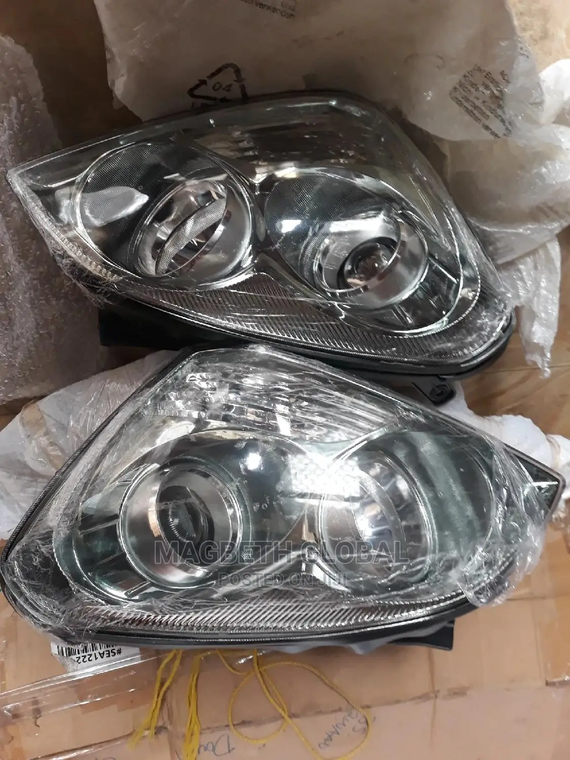 Headlamp for Kia Optima 2006.