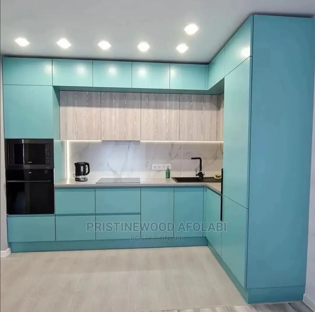 Pristine Wood Design Kitchen Cabinets
