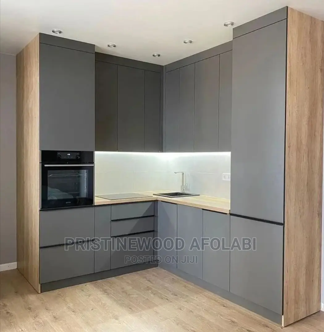 Pristine Wood Design Kitchen Cabinets