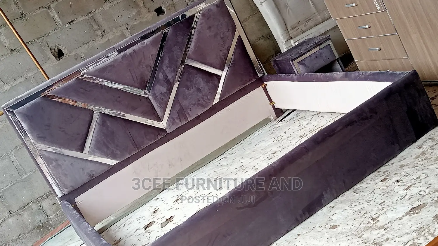 Bed Frame Up for Grabs 6 by 6