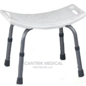 Shower Seat in Glacier White