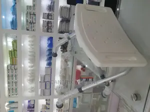 Shower Seat and Bath Seat Without Back