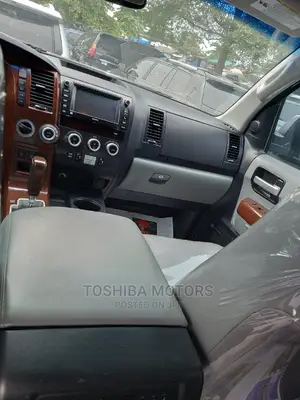 Toyota Sequoia 2015 Gray
