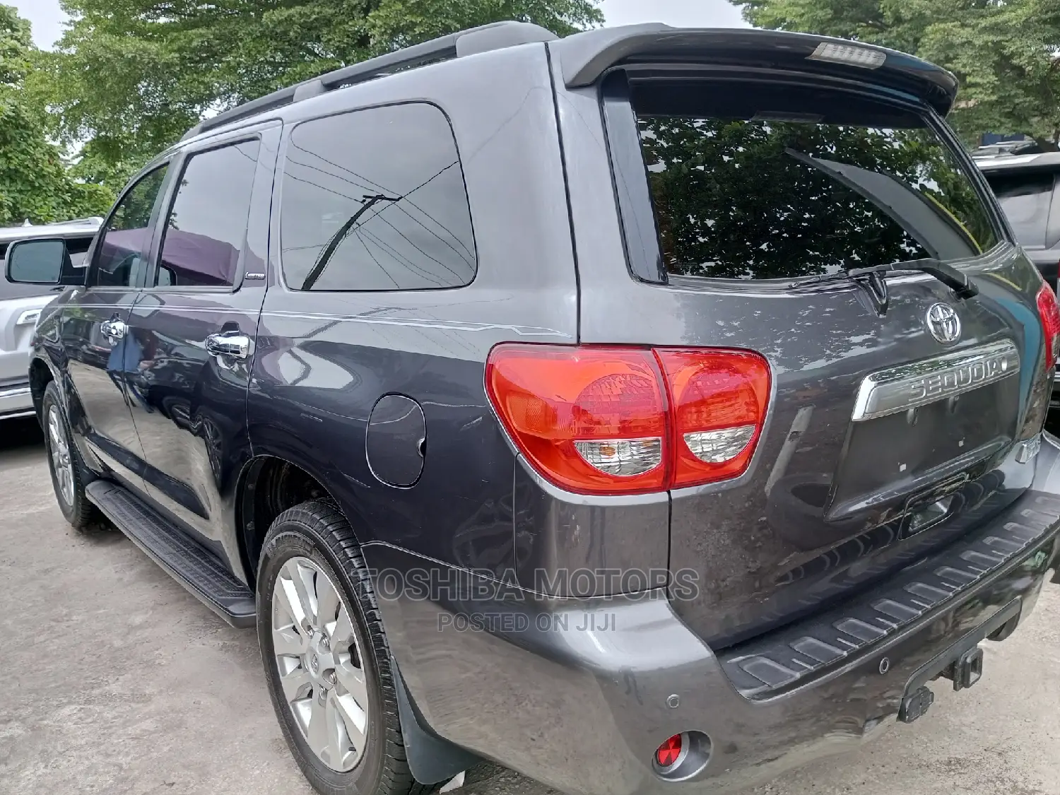 Toyota Sequoia 2015 Gray