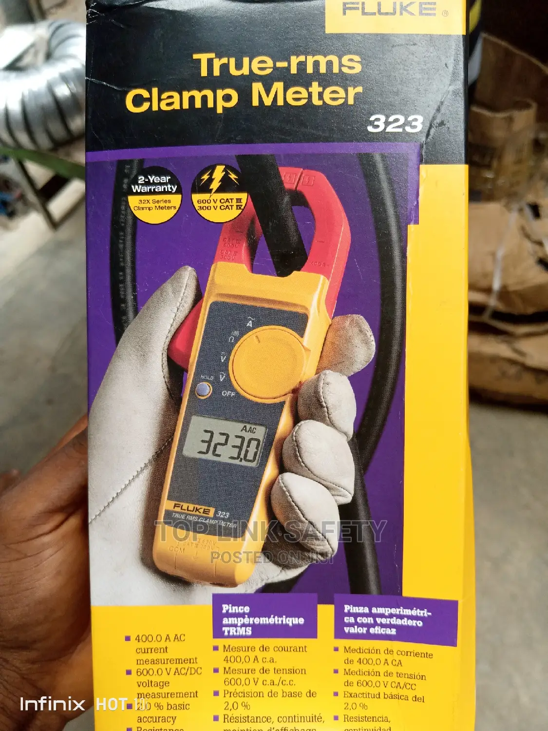 FLUKE Clamp Meter. 323