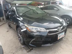 Toyota Camry 2016 Black