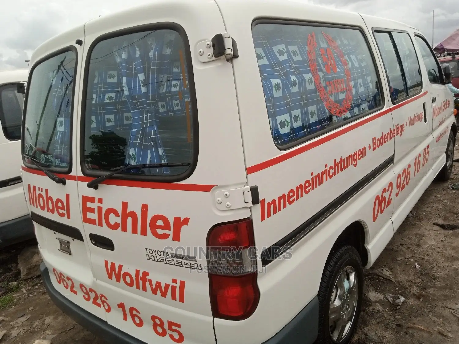 Toyota HiAce 2005 White