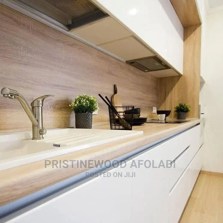 Pristine Wood Kitchen Cabinets