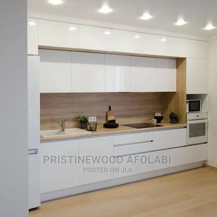 Pristine Wood Kitchen Cabinets