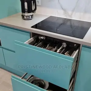 Pristine Wood Design Kitchen Cabinets