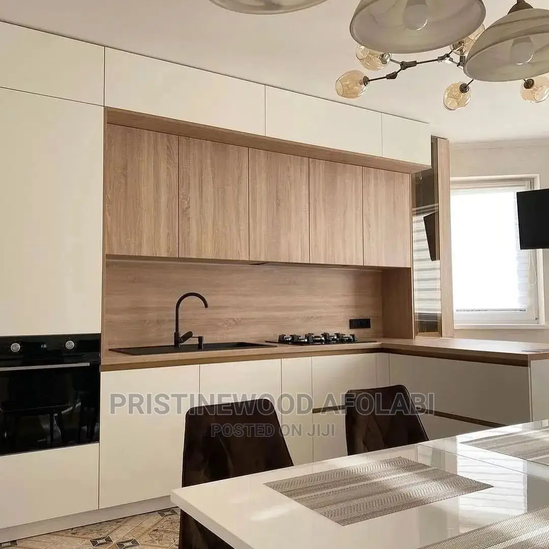 Pristine Wood Kitchen Cabinets