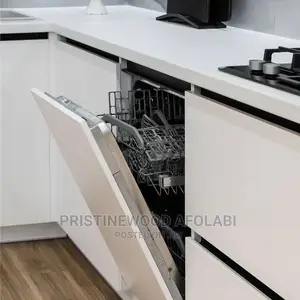 Pristine Wood Kitchen Cabinets