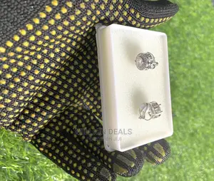 Luxury Unique Men’S Magnetic Earrings