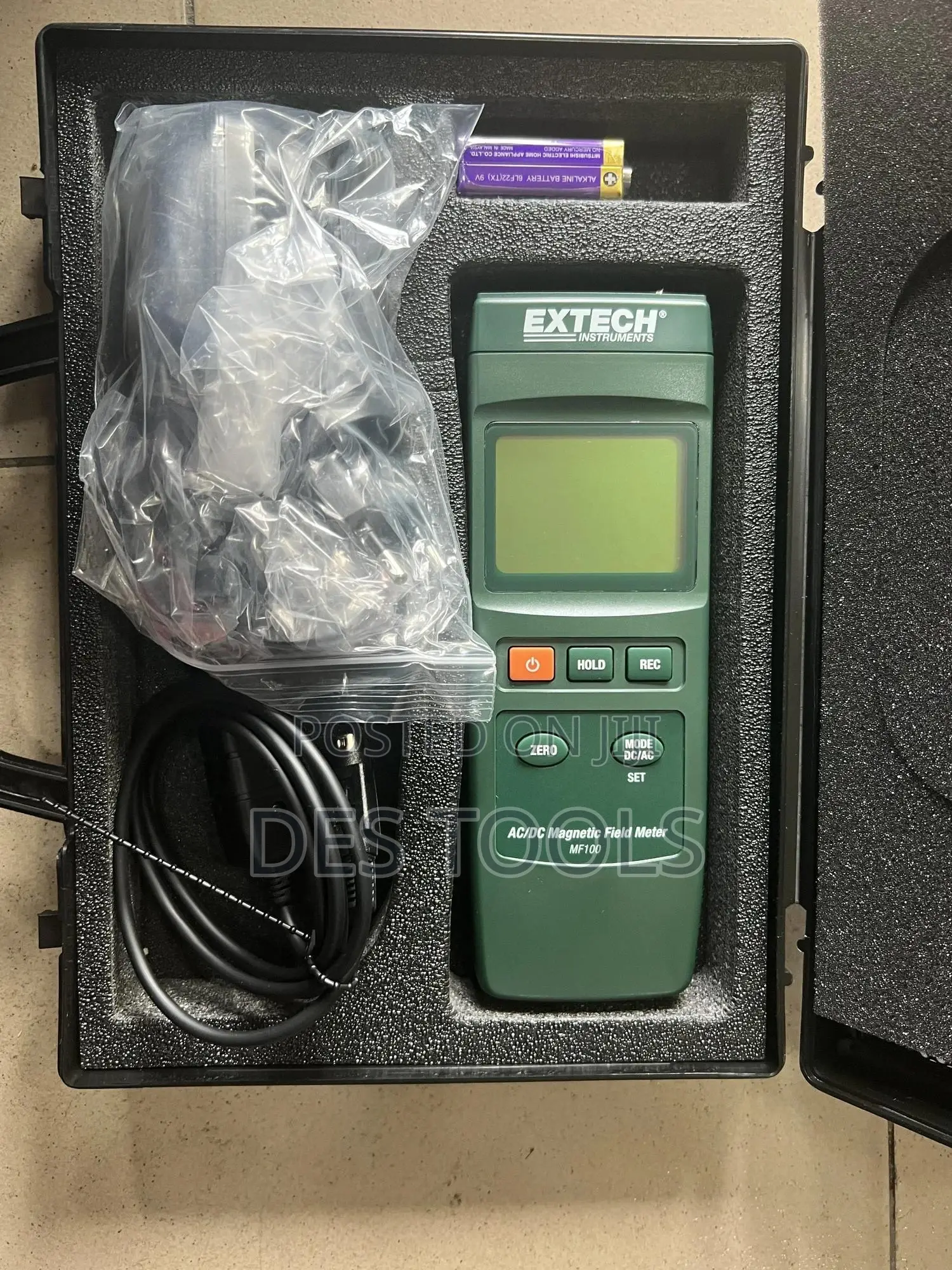 Extech MF100 AC/DC Magnetic Field Meter