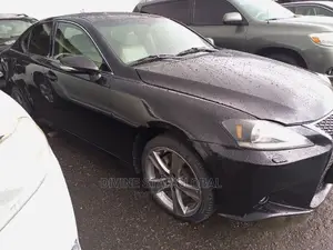 Lexus IS 250 Automatic 2012 Black