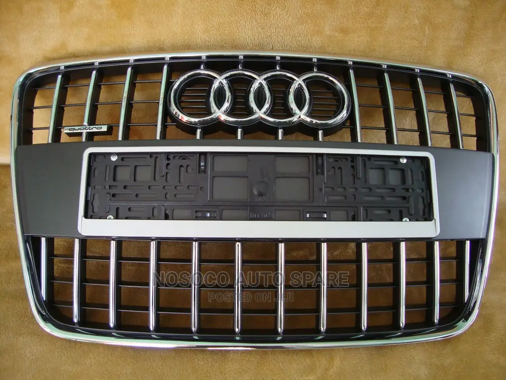 Front Grill Audi Q7 2013