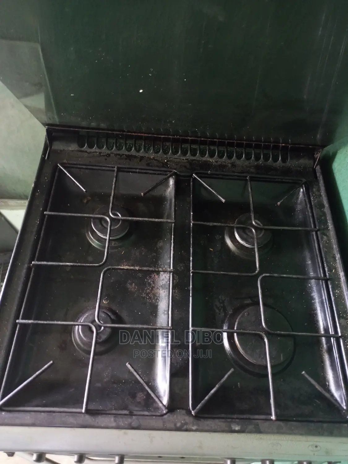 4 Burner Gas Cooker