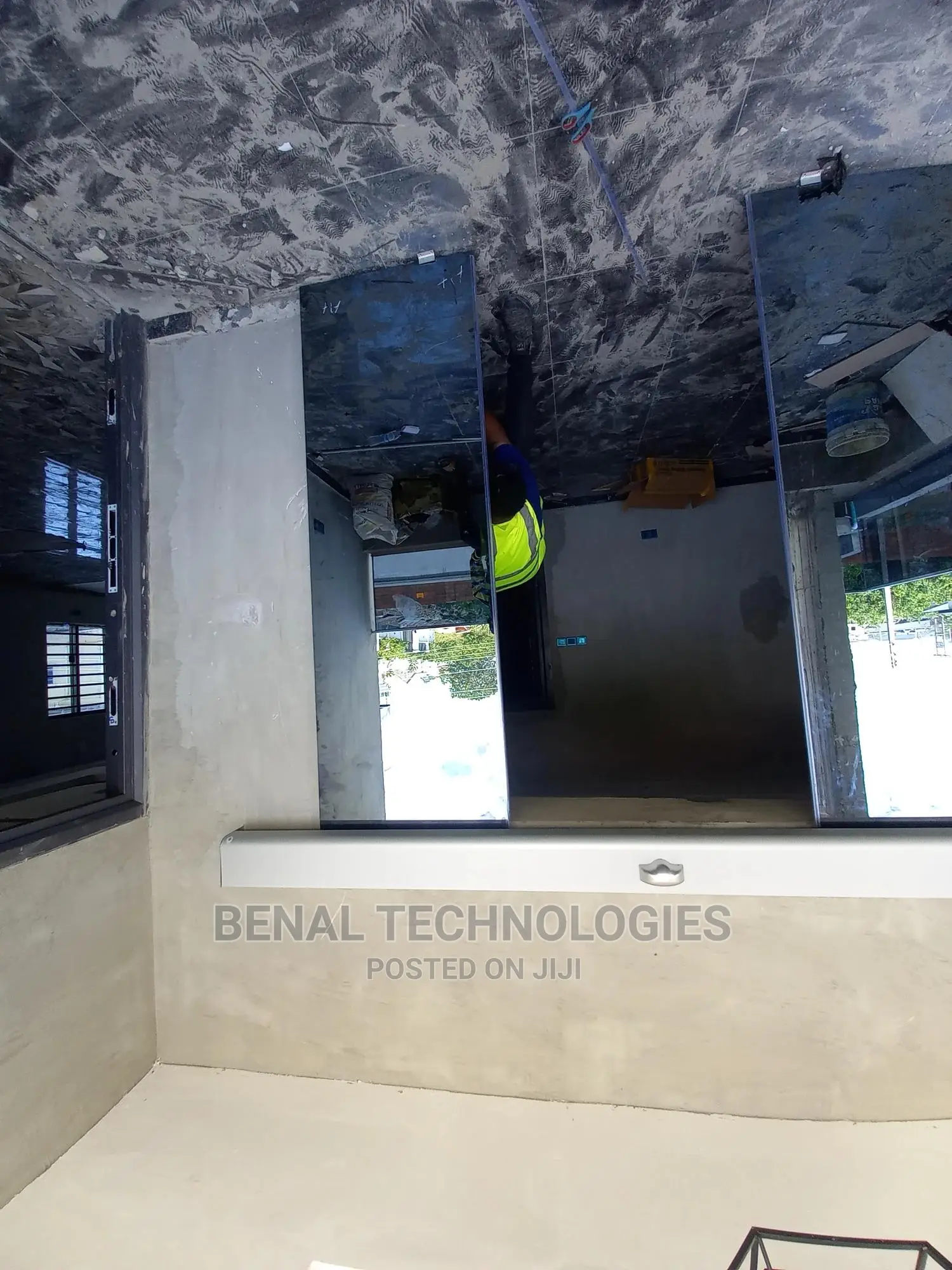 Very Effective Automatic Entrance Sensor Door in Shomolu
