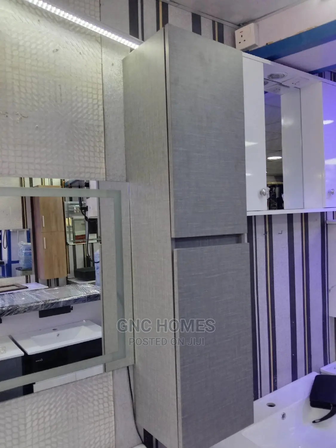 Carbinet Mirror Square  Pvc