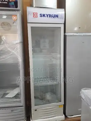 Skyrun Showcase Chiller Sc228l