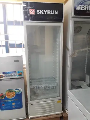 Skyrun Showcase Chiller Sc318l