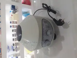 Centrifuge Lower-Speed Desktop Laboratory Machine