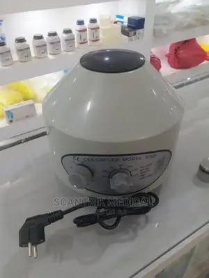 Electric Centrifuge Machine for Laboratory