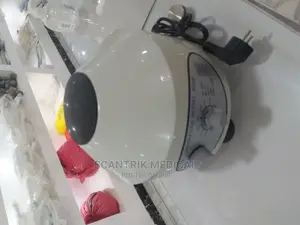 Electric Centrifuge Machine for Clinical