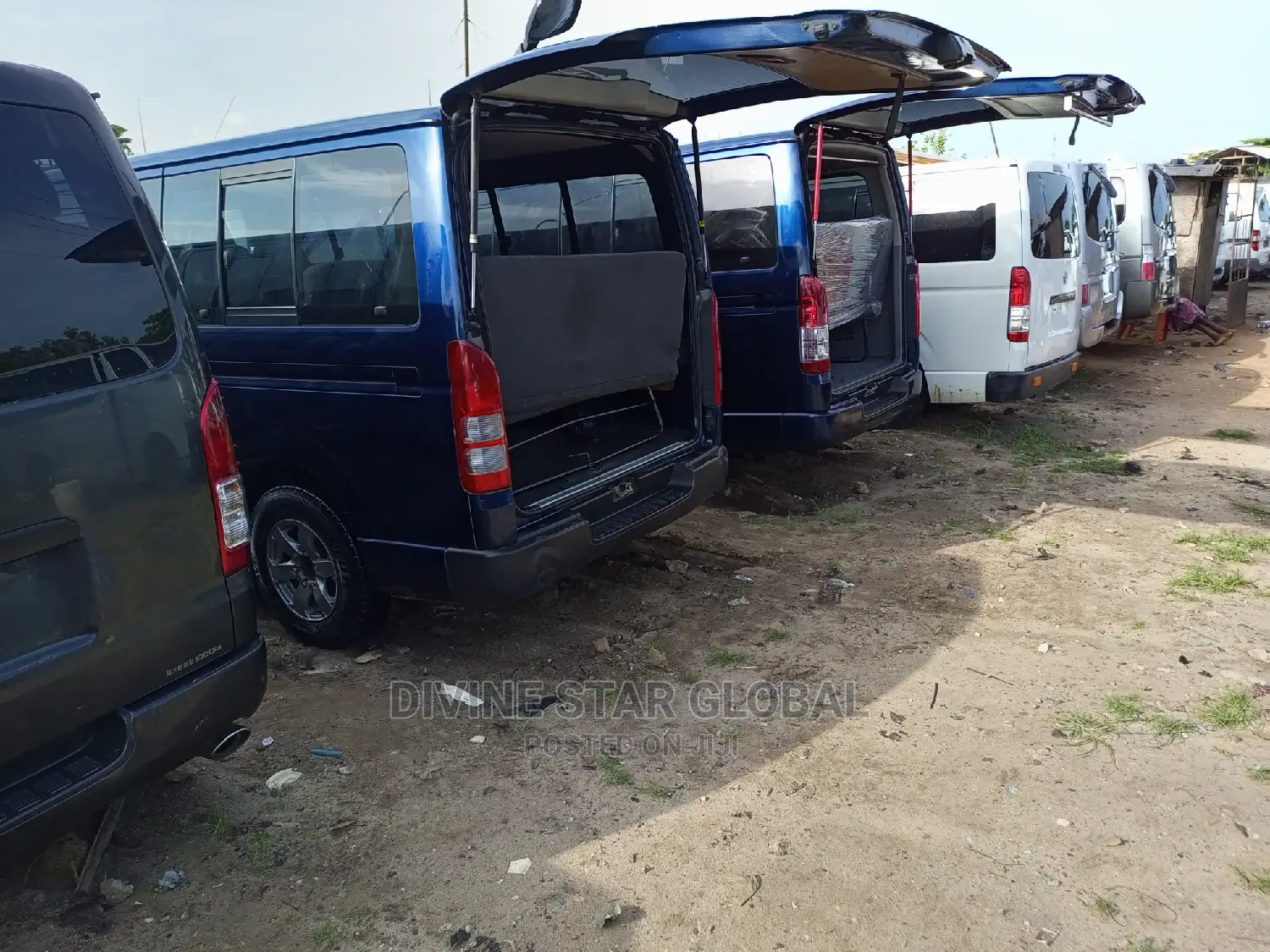 Toyota HiAce 2008 Blue