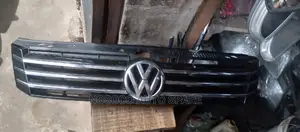 Front Grill Passat Se Is Available 2010 And 2013