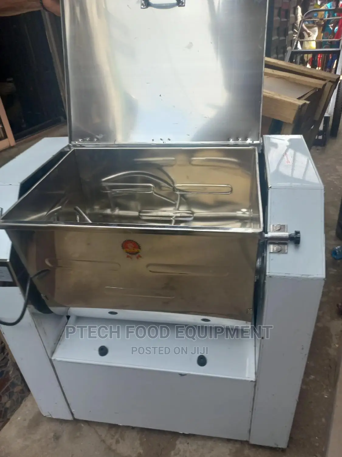 Guarantee Spices Mixer