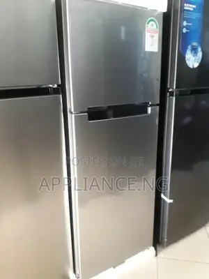 Samsung 251L Top Freezer Refrigerator W/ Digital Inverter