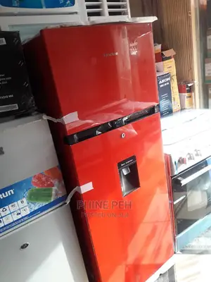 Hisense 204l Double Door Refrigerator With Dispenser - Red