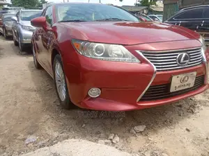 Lexus ES 350 FWD 2014 Red