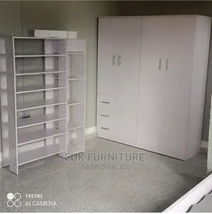 Beautiful Strong 5ft by 6ft 4 Doors Wardrobe With Drawers