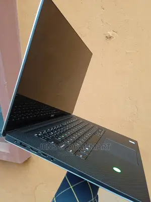 Laptop Dell Precision 15 5540 32GB Intel Core I7 SSD 512GB