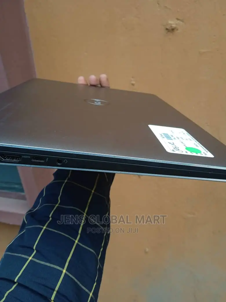 Laptop Dell Precision 5520 32GB Intel Core I7 SSD 512GB