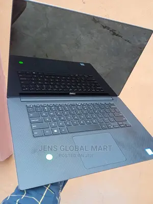 Laptop Dell Precision 15 5540 32GB Intel Core I7 SSD 512GB