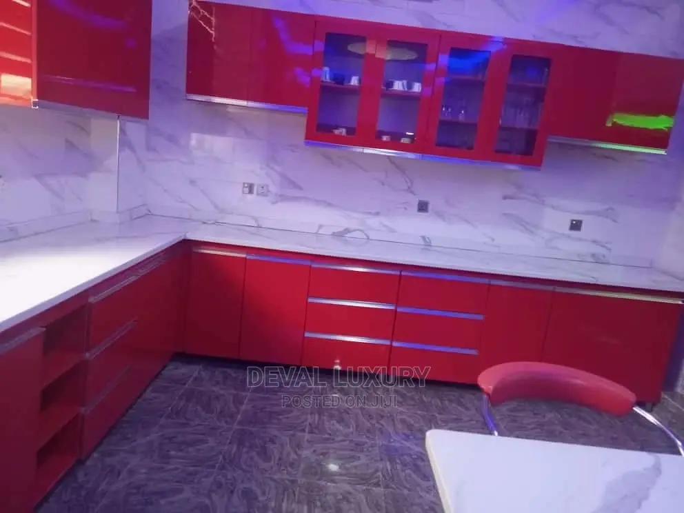 Complete Kitchen Cabinets
