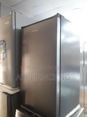 Hisenee Tabletop Refrigerator